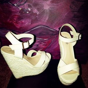 High heels off white